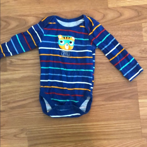 6-9 m long sleeve onesie - Picture 1 of 4